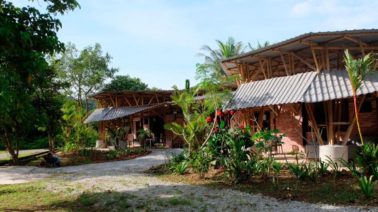 Bamboo Cottage Langkawi Pantai Cenang  Exterior photo